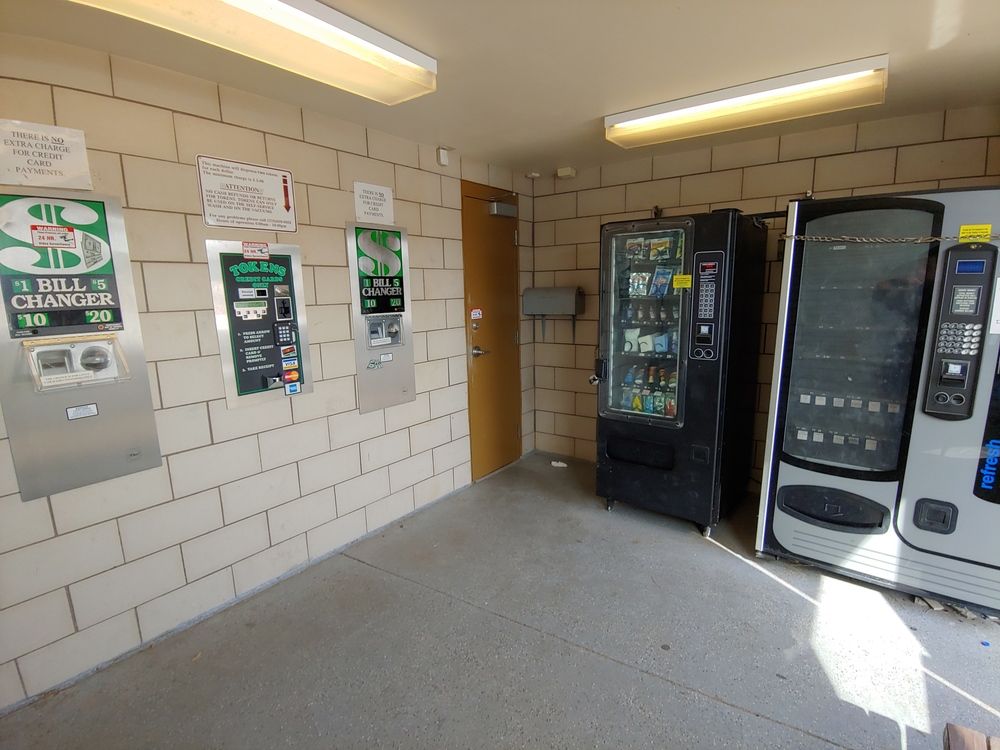 Lotus Car Wash: 5155 Austin Bluffs Pkwy, Colorado Springs, CO 80918